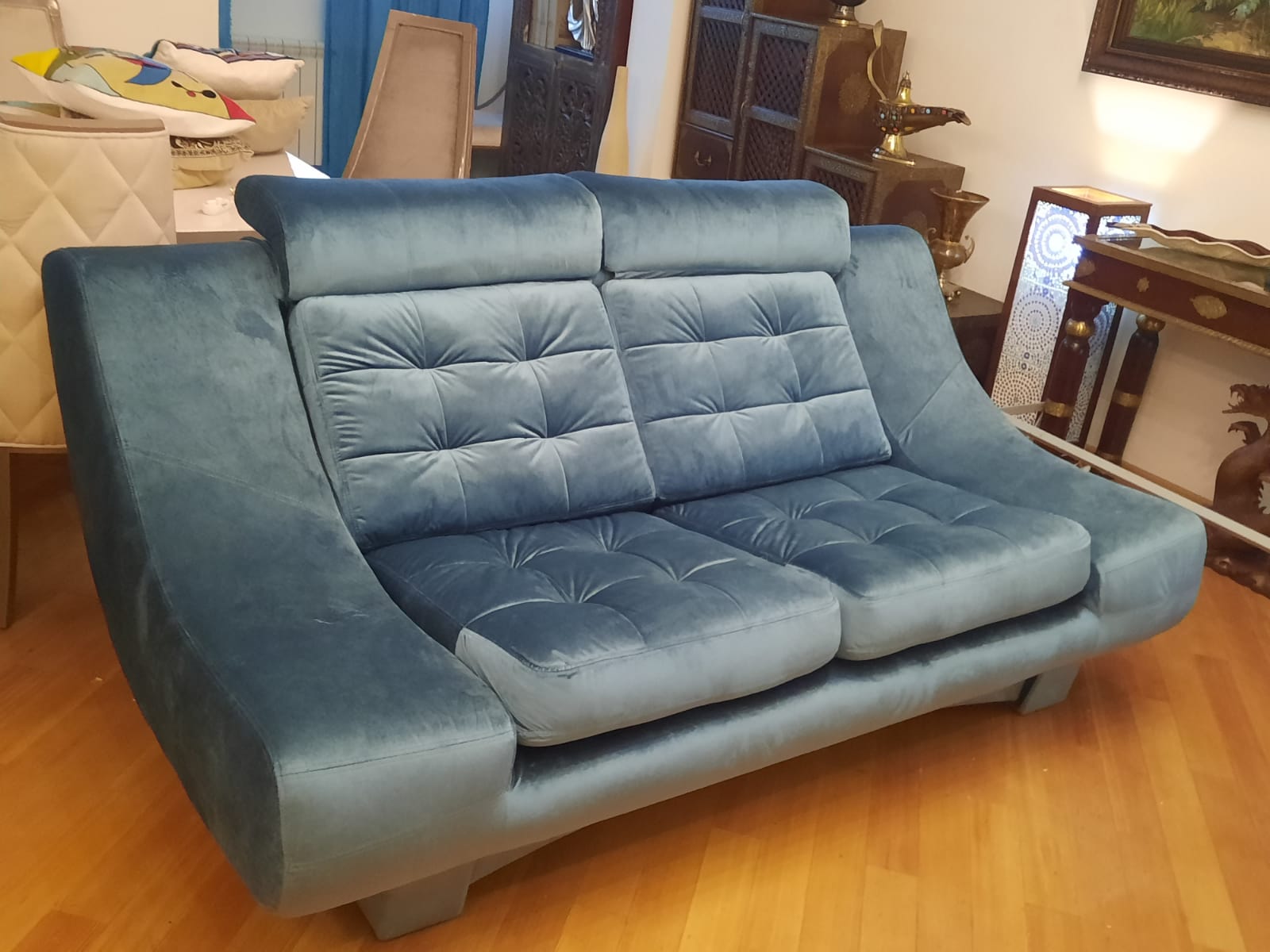 Обивка дивана на дому. Дербент